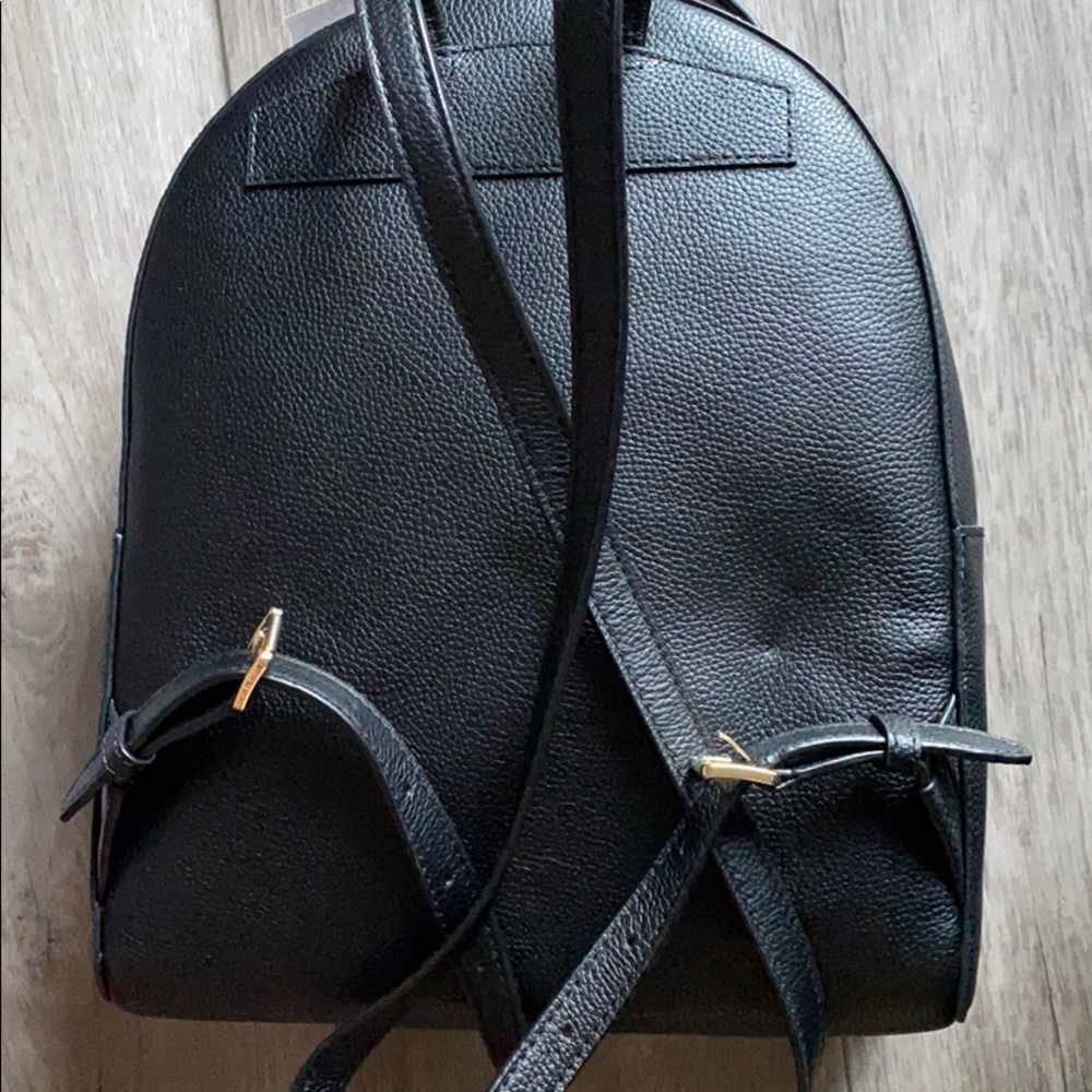 ❌SOLD❌♥️ Host Pick ♥️Jessa Michael Kors Backpack! - Picture 3 of 5